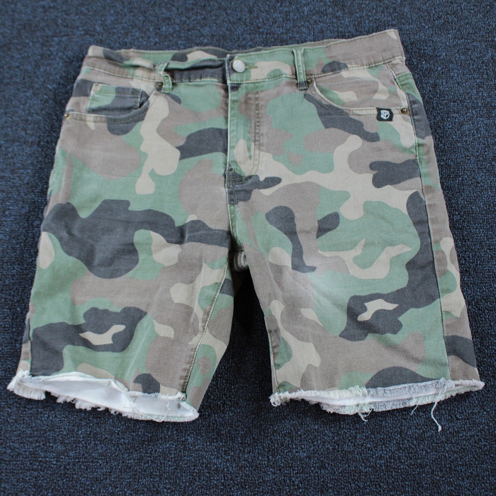 Born Primitive Shorts Mens Large Green Camo 8" Denim Cut Off Jeans Raw Hem